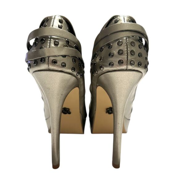 Rock & Republic MERYL Silver Peep Toe Stiletto Heel Metallic Studded Shoes 7 MED - Picture 4 of 9